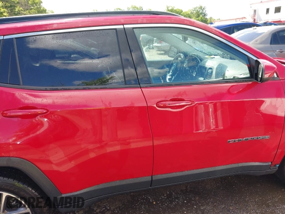 2020 Jeep Compass Latitude with VIN 3C4NJCBB2LT205894, listed as a IAAI auction lot 42284889 with 85,588 mi miles and . Bid and sale history available at DreamBid. Image 13.
