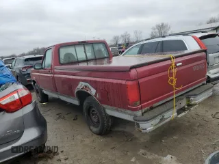 1995 Ford F-150 with VIN 1FTDF15Y6SLB57439, listed as a Copart auction lot 44136335 with 186,438 mi miles and Clean Title. Bid and sale history available at carsss.com. Image 2.