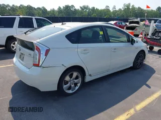 2013 Toyota Prius One z VIN JTDKN3DU8D5601612, wystawiony jako IAAI lot #42402108 z przebiegiem 224 420 mil mil oraz . Historia ofert i sprzedaży dostępna na DreamBid. Obrazek 4.