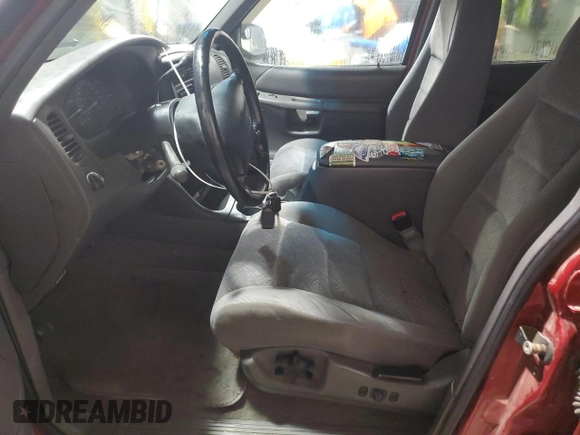 2001 Ford Explorer XLT with VIN 1FMZU83PX1UB56622, listed as a Copart auction lot 82108934 with 240,569 mi miles and Salvage title. Bid and sale history available at DreamBid. Image 7.