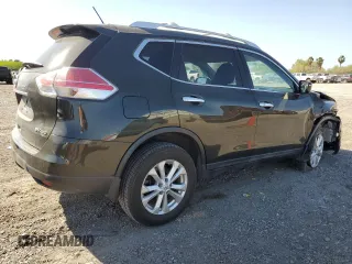 2016 Nissan Rogue SV z VIN JN8AT2MV0GW143412, wystawiony jako Copart lot #48769975 z przebiegiem 105 508 mil mil oraz Szkoda całkowita • Salvage title. Historia ofert i sprzedaży dostępna na DreamBid. Obrazek 3.