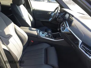 2021 BMW X5 sDrive40i with VIN 5UXCR4C00M9F94906, listed as a IAAI auction lot 41359872 with 37,161 mi miles. Bid and sale history available at carsss.com. Image 5.