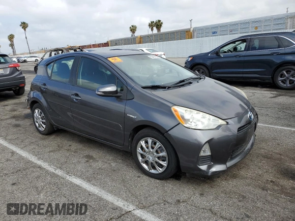 2013 Toyota Prius One with VIN JTDKDTB31D1547008, listed as a Copart auction lot 55497505 with 119,285 mi miles and Clean Title. Bid and sale history available at DreamBid. Image 4.