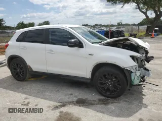 2017 Mitsubishi Outlander ES z VIN JA4AP3AU8HZ049807, wystawiony jako Copart lot #52507835 z przebiegiem 111 480 mil mil oraz Szkoda całkowita • Salvage title. Historia ofert i sprzedaży dostępna na DreamBid. Obrazek 4.