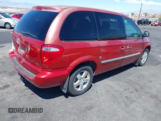 2006 Dodge Caravan SXT with VIN 1D4GP45R16B732002, listed as a IAAI auction lot 42157772 with 162,135 mi miles and . Bid and sale history available at carsss.com. Image 4.