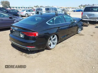 2018 Audi A5 Sportback Premium z VIN WAUANCF53JA003557, wystawiony jako IAAI lot #42079150 z przebiegiem 78 259 mil mil oraz . Historia ofert i sprzedaży dostępna na DreamBid. Obrazek 4.
