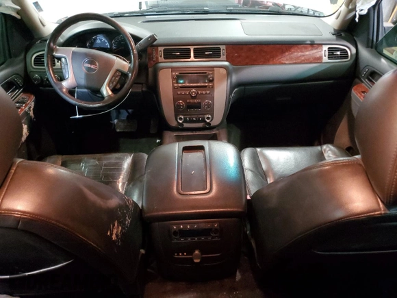 2014 GMC Yukon XL SLT with VIN 1GKS2KE76ER177938, listed as a Copart auction lot 44769255 with 230,915 mi miles and Salvage Title. Bid and sale history available at carsss.com. Image 8.