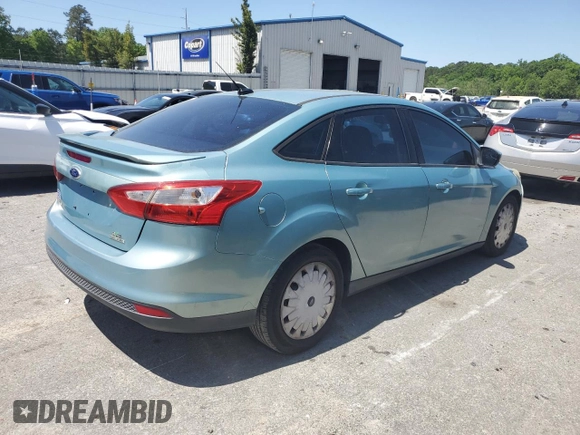 2012 Ford Focus SE with VIN 1FAHP3F29CL428201, listed as a Copart auction lot 52566905 with 209,909 mi miles and Salvage title. Bid and sale history available at DreamBid. Image 3.