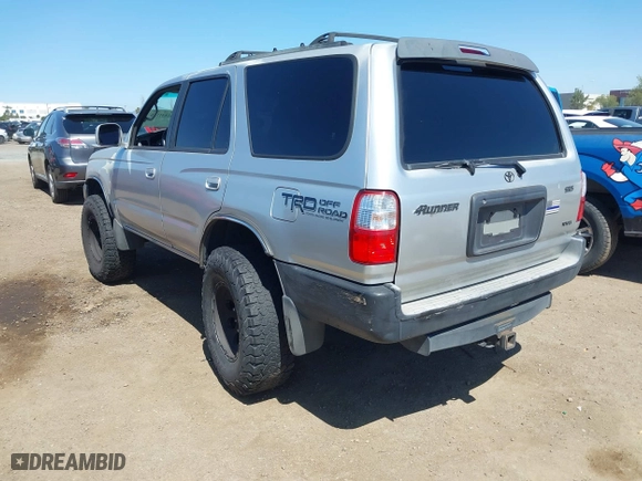 2001 Toyota 4Runner SR5 with VIN JT3GN86R810210887, listed as a IAAI auction lot 41841575 with 414,348 mi miles. Bid and sale history available at carsss.com. Image 3.