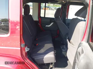 2013 Jeep Wrangler Unlimited Sahara с VIN 1C4BJWEG5DL569977, выставлен на аукционе IAAI как лот 41980394 с пробегом 145 571 миль миль и . История ставок и продаж доступна на DreamBid. Изображение 8.