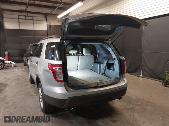 2014 Ford Explorer with VIN 1FM5K8B80EGB25611, listed as a IAAI auction lot 41339995 with 204,222 mi miles and . Bid and sale history available at carsss.com. Image 3.