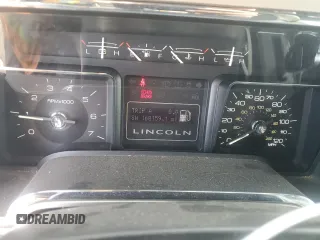 2010 Lincoln Navigator с VIN 5LMJJ3J5XAEJ00018, выставлен на аукционе Copart как лот 82041504 с пробегом 168 159 миль миль и Списание • Salvage title. История ставок и продаж доступна на DreamBid. Изображение 9.