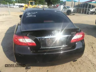 2011 Infiniti M z VIN JN1AY1AP1BM520365, wystawiony jako IAAI lot #42205678 z przebiegiem 175 146 mil mil oraz . Historia ofert i sprzedaży dostępna na DreamBid. Obrazek 16.