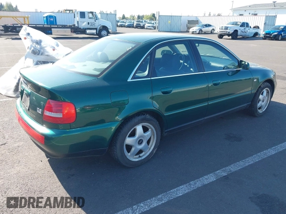 2001 Audi A4 с VIN WAUDH68DX1A084213, выставлен на аукционе IAAI как лот 42056884 с пробегом 80 612 миль миль и . История ставок и продаж доступна на DreamBid. Изображение 4.