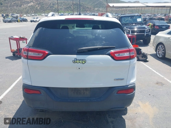2015 Jeep Cherokee Latitude with VIN 1C4PJLCB7FW790865, listed as a IAAI auction lot 42182034 with 161,642 mi miles and . Bid and sale history available at carsss.com. Image 16.