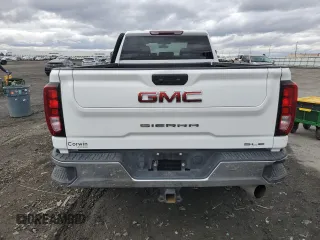 2023 GMC Sierra 2500HD SLE z VIN 1GT49MEY3PF207695, wystawiony jako Copart lot #47920145 z przebiegiem 55 183 mil mil oraz Szkoda całkowita • Salvage title. Historia ofert i sprzedaży dostępna na DreamBid. Obrazek 6.