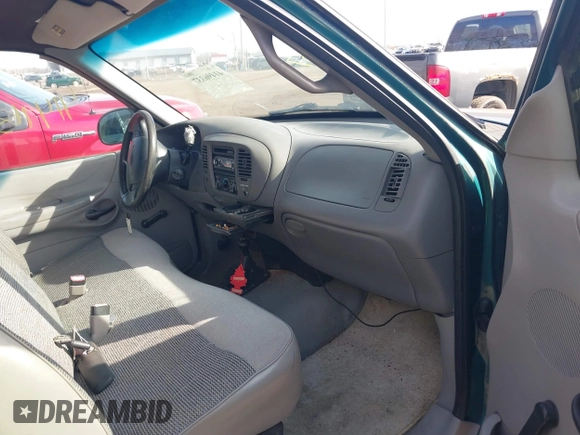 1997 Ford F-150 с VIN 2FTDX18W3VCA75190, выставлен на аукционе IAAI как лот 41496337 с пробегом 110 319 миль миль и . История ставок и продаж доступна на DreamBid. Изображение 5.