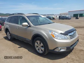 2010 Subaru Outback Premium z VIN 4S4BRBDC2A3327607, wystawiony jako IAAI lot #42476507 z przebiegiem 179 904 mil mil oraz . Historia ofert i sprzedaży dostępna na DreamBid. Obrazek 1.