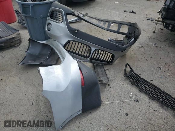 2018 BMW X1 sDrive28i z VIN WBXHU7C32J3H44095, wystawiony jako Copart lot #53780865 z przebiegiem Nie podano mil oraz Szkody całkowita. Historia ofert i sprzedaży dostępna na DreamBid. Obrazek 13.