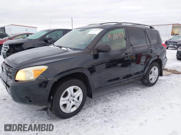 2007 Toyota RAV4 with VIN JTMBD33V276052548, listed as a IAAI auction lot 41355419 with 181,165 mi miles. Bid and sale history available at carsss.com. Image 2.