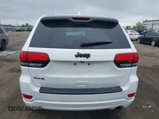 2018 Jeep Grand Cherokee Altitude with VIN 1C4RJFAG1JC202820, listed as a IAAI auction lot 42257958 with 86,117 mi miles and . Bid and sale history available at DreamBid. Image 16.