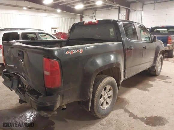 2020 Chevrolet Colorado 4WD Work Truck with VIN 1GCGTBEN2L1178464, listed as a IAAI auction lot 42020876 with 111,698 mi miles. Bid and sale history available at carsss.com. Image 4.