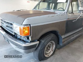 1991 Ford F-250 with VIN 1FTHX25G3MKA39966, listed as a IAAI auction lot 42669671 with 889,505 mi miles and . Bid and sale history available at DreamBid. Image 6.