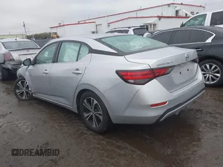 2021 Nissan Sentra SV z VIN 3N1AB8CV5MY238123, wystawiony jako IAAI lot #41952732 z przebiegiem 89 502 mil mil oraz . Historia ofert i sprzedaży dostępna na DreamBid. Obrazek 3.