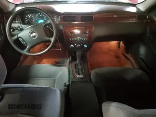 2008 Chevrolet Impala LS z VIN 2G1WB55K389183688, wystawiony jako Copart lot #51533275 z przebiegiem 193 789 mil mil oraz Szkoda całkowita • Salvage title. Historia ofert i sprzedaży dostępna na DreamBid. Obrazek 8.