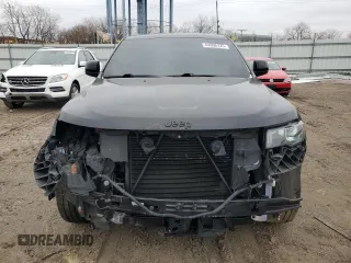 2018 Jeep Grand Cherokee Upland with VIN 1C4RJFAG7JC297643, listed as a Copart auction lot 44006325 with 94,421 mi miles and Salvage title. Bid and sale history available at DreamBid. Image 5.