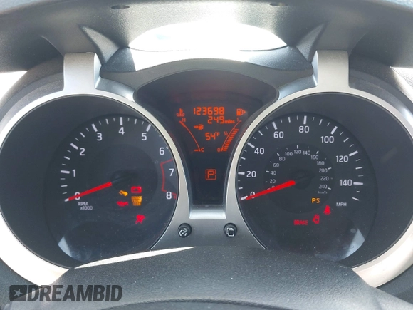 2014 Nissan Juke S with VIN JN8AF5MR0ET451948, listed as a IAAI auction lot 42035893 with 123,698 mi miles and . Bid and sale history available at carsss.com. Image 7.