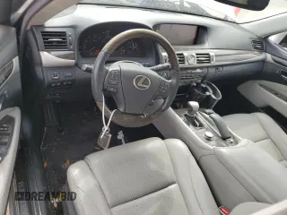 2016 Lexus LS 460 L with VIN JTHGL5EF9G5056725, listed as a Copart auction lot 49568625 with 87,226 mi miles and Salvage title. Bid and sale history available at DreamBid. Image 8.
