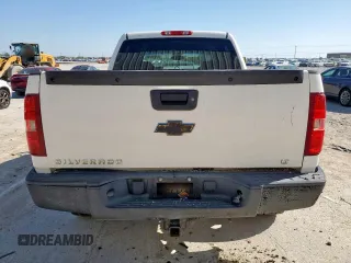2009 Chevrolet Silverado 1500 LT with VIN 3GCEK23M09G135014, listed as a Copart auction lot 52289645 with 228,093 mi miles and Salvage Title. Bid and sale history available at DreamBid. Image 6.