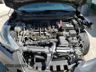 2019 Nissan Kicks S with VIN 3N1CP5CUXKL492288, listed as a Copart auction lot 52541025 with 95,426 mi miles and Non Repairable. Bid and sale history available at DreamBid. Image 12.