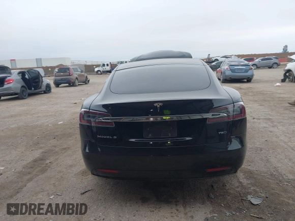 2018 Tesla Model S 75D with VIN 5YJSA1E22JF282828, listed as a IAAI auction lot 41595543 with 72,571 mi miles and . Bid and sale history available at DreamBid. Image 15.