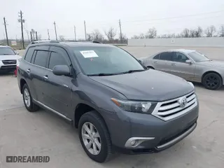 2011 Toyota Highlander Limited with VIN 5TDYK3EH7BS031288, listed as a IAAI auction lot 41807812 with 151,893 mi miles. Bid and sale history available at carsss.com. Image 6.