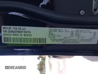2024 Jeep Compass Latitude Lux с VIN 3C4NJDFN5RT104769, выставлен на аукционе IAAI как лот 42585680 с пробегом 7 162 миль миль и . История ставок и продаж доступна на DreamBid. Изображение 9.