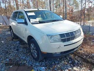 2008 Lincoln MKX with VIN 2LMDU68C88BJ35521, listed as a IAAI auction lot 41774712 with 317,117 mi miles. Bid and sale history available at carsss.com. Image 1.