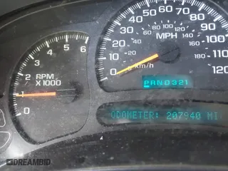 2003 Chevrolet Silverado 1500 LS with VIN 2GCEC19T131315205, listed as a IAAI auction lot 41804738 with 207,940 mi miles. Bid and sale history available at carsss.com. Image 7.