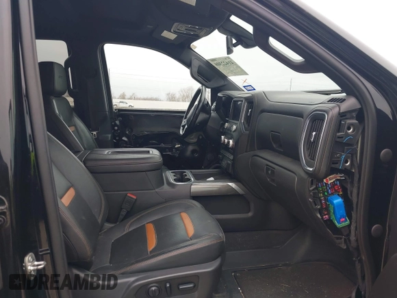 2021 GMC Sierra 1500 AT4 with VIN 3GTP9EED9MG298241, listed as a IAAI auction lot 41422308 with 90,052 mi miles. Bid and sale history available at carsss.com. Image 5.