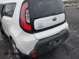 2014 Kia Soul with VIN KNDJN2A2XE7106407, listed as a IAAI auction lot 41971081 with 118,547 mi miles. Bid and sale history available at carsss.com. Image 6.