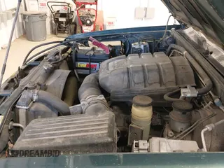 2000 Honda Passport LX с VIN 4S6DM58W1Y4406601, выставлен на аукционе IAAI как лот 41632864 с пробегом 195 791 миль миль и . История ставок и продаж доступна на DreamBid. Изображение 13.