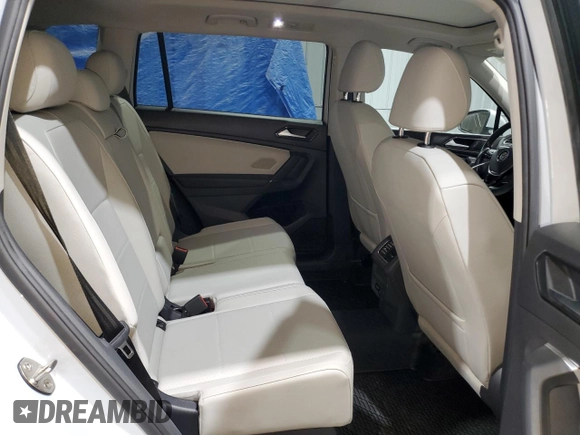 2018 Volkswagen Tiguan SEL with VIN 3VV2B7AX9JM197161, listed as a Copart auction lot 59836195 with 111,195 mi miles and Salvage title. Bid and sale history available at DreamBid. Image 11.
