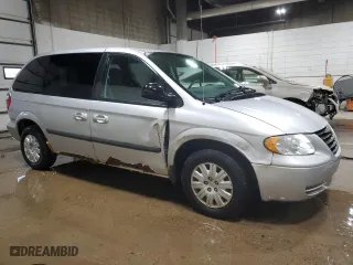 2006 Chrysler Town & Country SWB with VIN 1A4GP45R76B740211, listed as a Copart auction lot 84770074 with 52,557 mi miles and Clean Title. Bid and sale history available at carsss.com. Image 4.