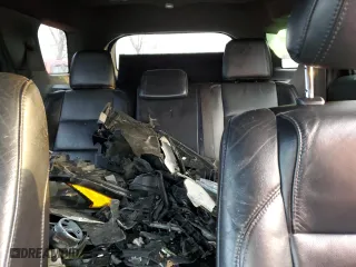 2013 Ford Explorer XLT with VIN 1FM5K8D80DGA44555, listed as a Copart auction lot 43038915 with 184,468 mi miles and Salvage Title. Bid and sale history available at carsss.com. Image 10.