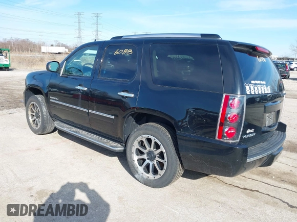 2013 GMC Yukon Denali with VIN 1GKS2EEF7DR347893, listed as a IAAI auction lot 41856088 with 126,213 mi miles. Bid and sale history available at carsss.com. Image 3.