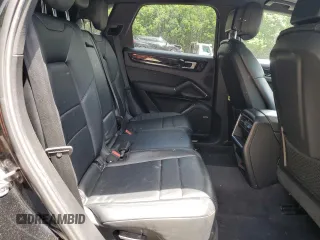 2019 Porsche Cayenne z VIN WP1AA2AY8KDA04454, wystawiony jako Copart lot #56534555 z przebiegiem 69 834 mil mil oraz Szkoda całkowita • Salvage title. Historia ofert i sprzedaży dostępna na DreamBid. Obrazek 11.