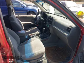 1999 Isuzu Rodeo S z VIN 4S2CK58WXX4346156, wystawiony jako IAAI lot #42328951 z przebiegiem 196 182 mil mil oraz . Historia ofert i sprzedaży dostępna na DreamBid. Obrazek 5.