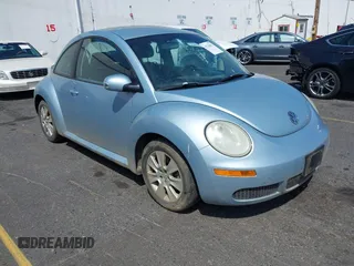 2009 Volkswagen Beetle S with VIN 3VWPG31C29M513133, listed as a IAAI auction lot 42790832 with 179,424 mi miles and . Bid and sale history available at DreamBid. Image 1.
