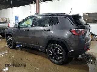 2020 Jeep Compass Trailhawk with VIN 3C4NJDDB3LT112028, listed as a Copart auction lot 45790115 with 86,703 mi miles and Salvage Title. Bid and sale history available at carsss.com. Image 2.
